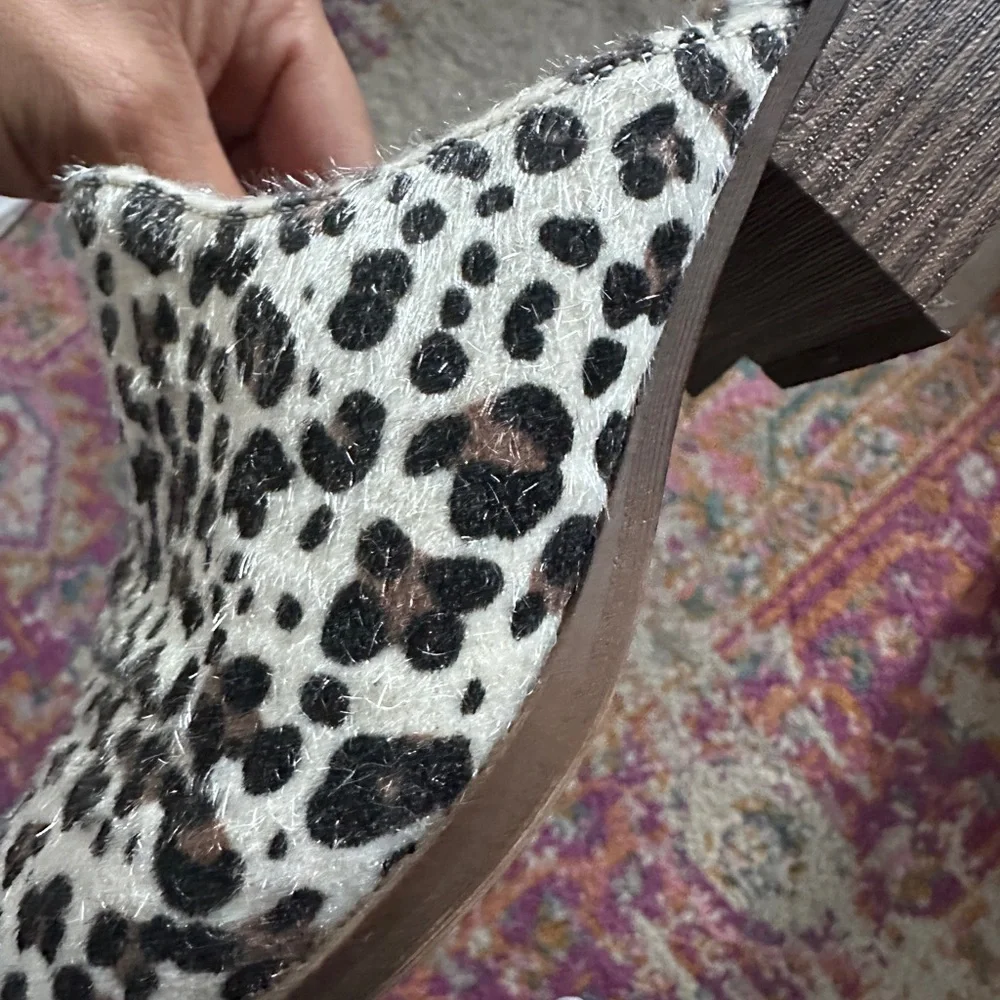 Leopard Print with Calf Hair Texture Women's Mules Size 7.5 - Picture 4 of 8